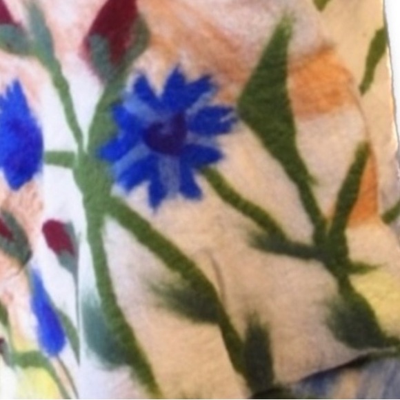 Wool Shawl-Floral Wool Wrap, Handcrafted  wool cape One Of A Kind OOAK - Picture 11 of 13